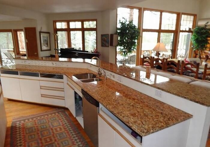 Thiết kế nội thất phòng bếp sang trọng với đá ốp mặt bếp đẹp Thiết kế nội thất phòng bếp sang trọng với đá ốp mặt bếp đẹp